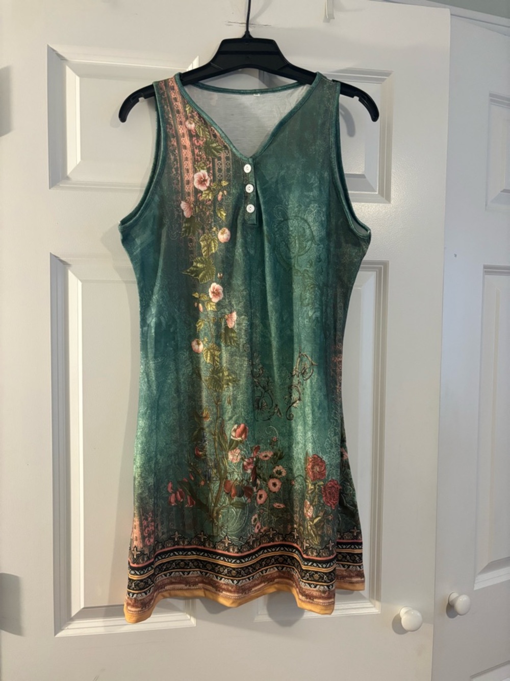 Women’s size medium dress